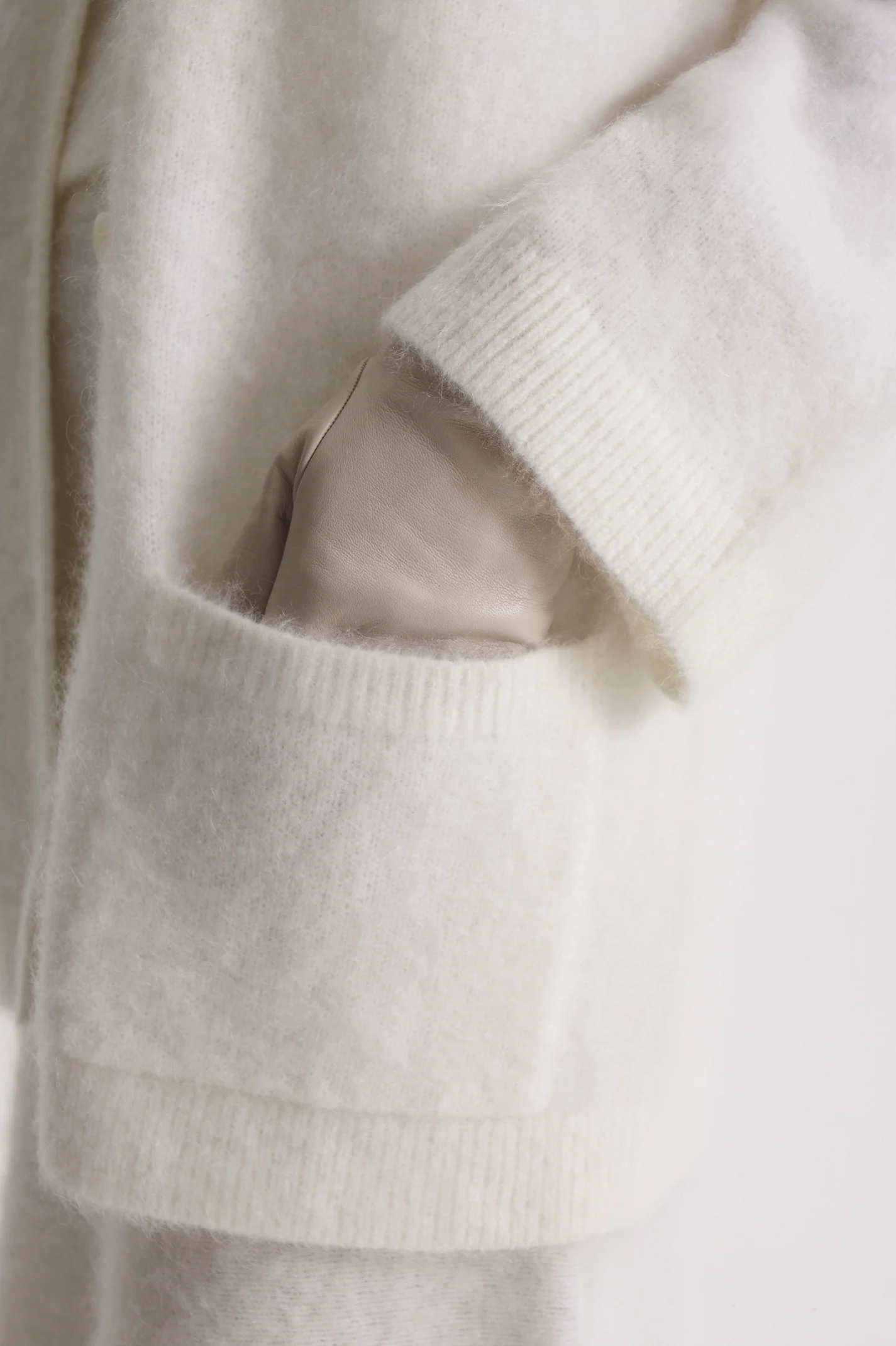 BRUSHED MOHAIR OVERSIZED CARDIGAN - Image 8