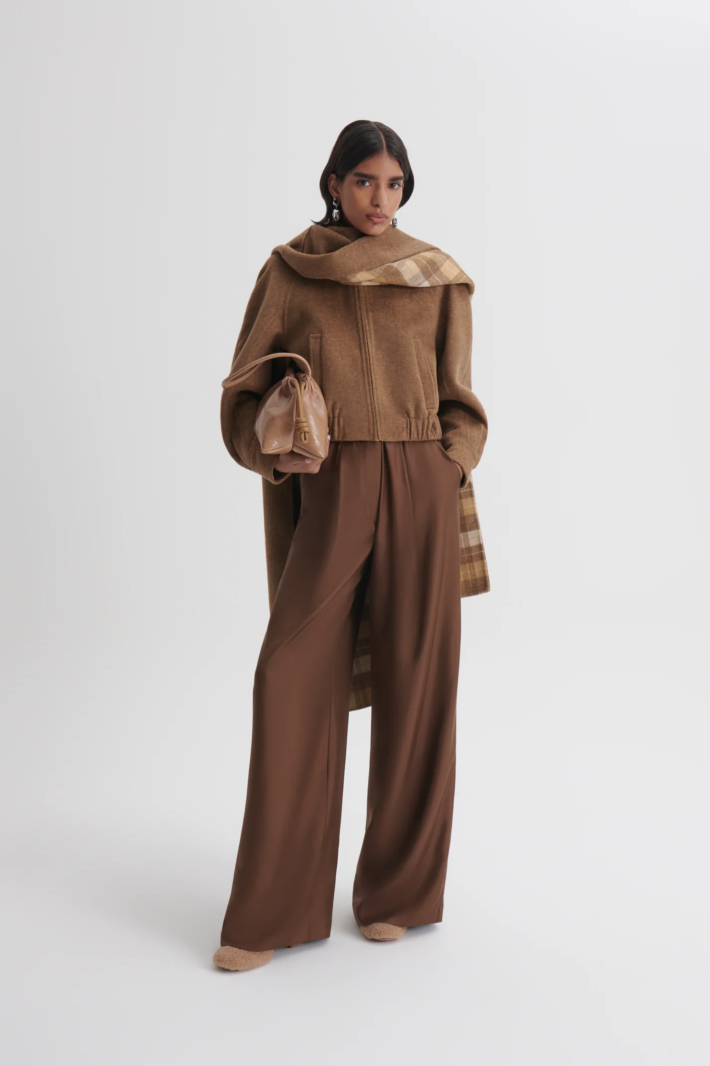 CAPE SCARF - Image 4