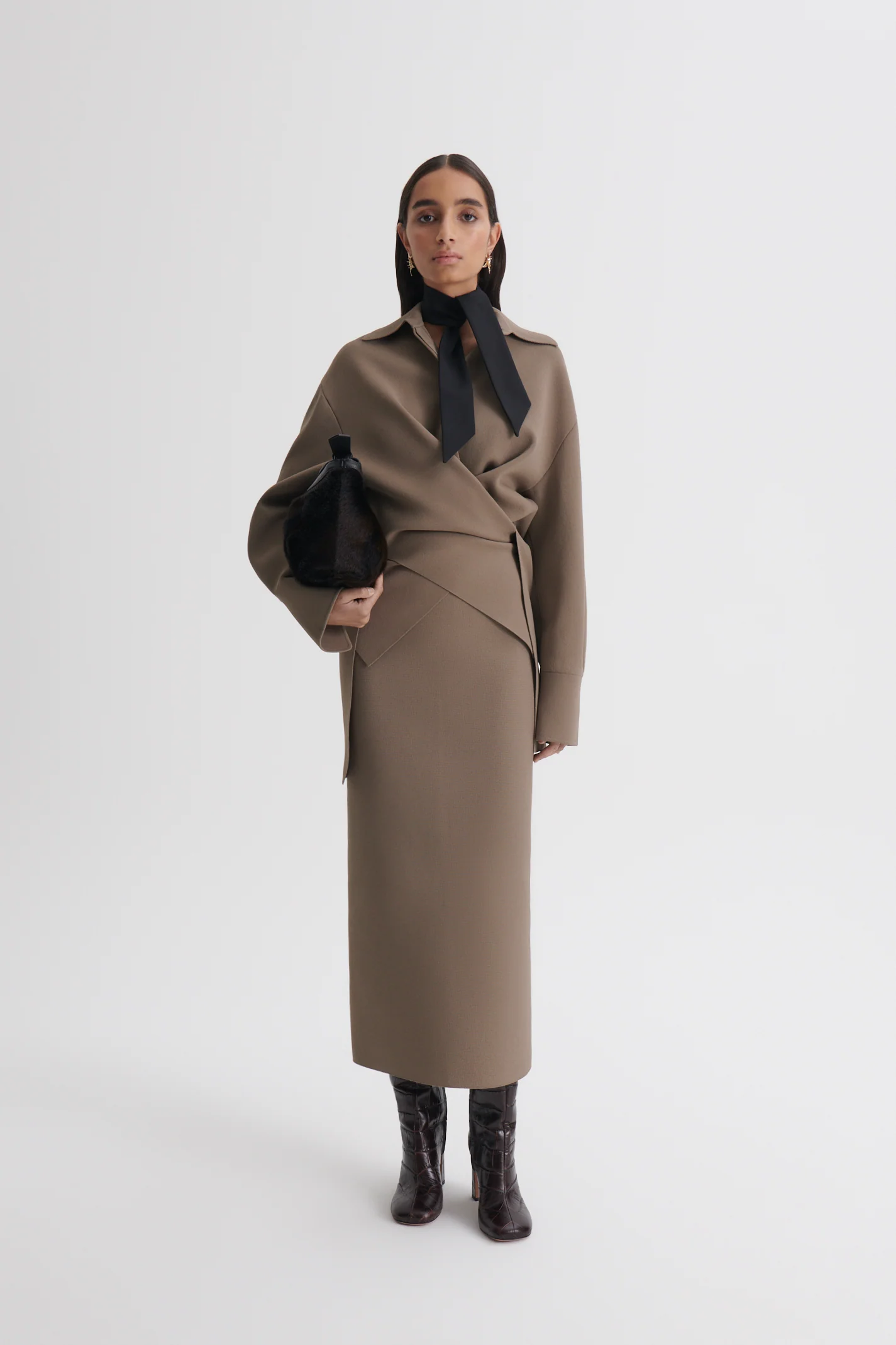 CREPE KNIT PENCIL LONG SKIRT - Image 4