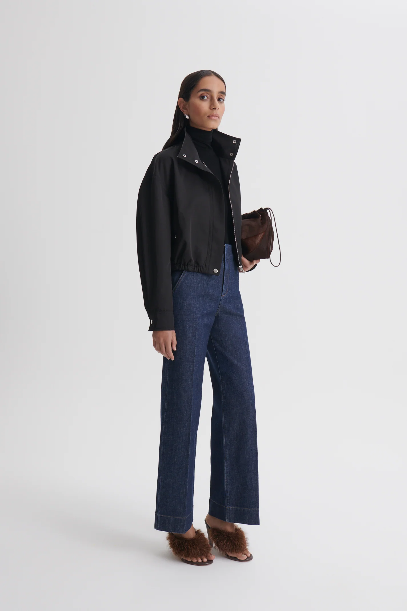 DENIM CROPPED 30" JEAN - Image 4