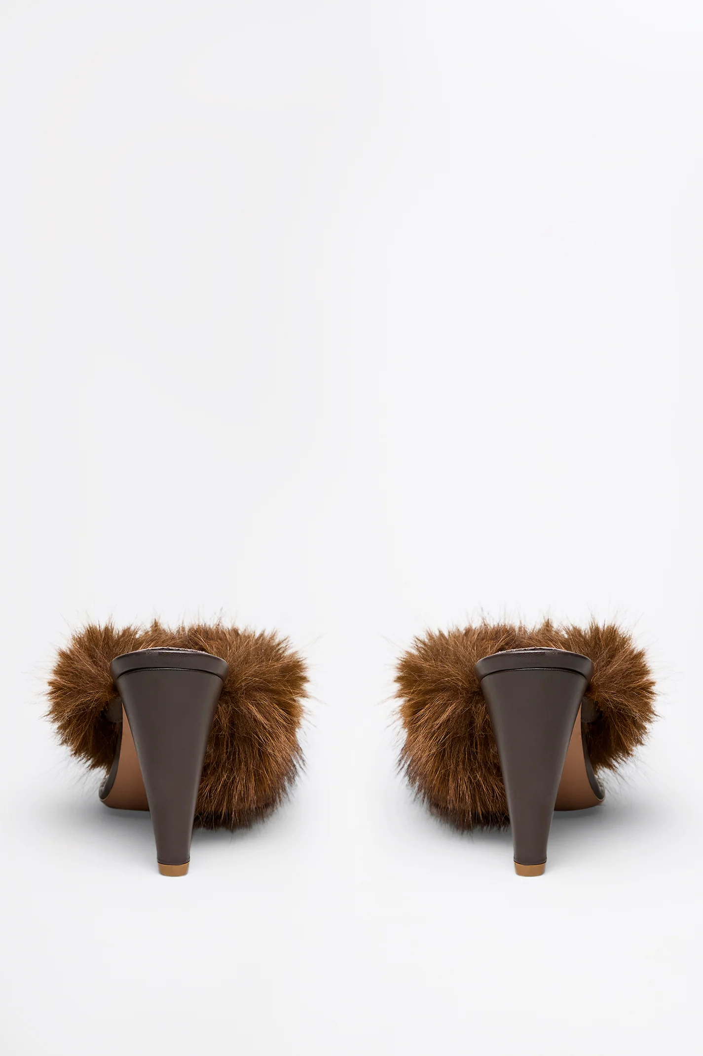 FAUX-FUR T-BAR 10 - Image 6