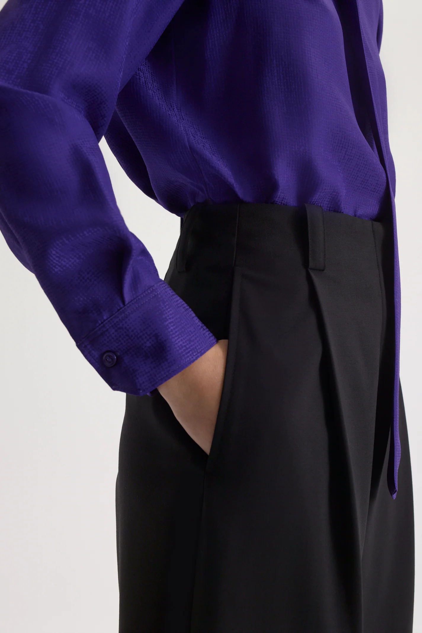 PLEAT DRAPE TAILORED TROUSER - Image 4