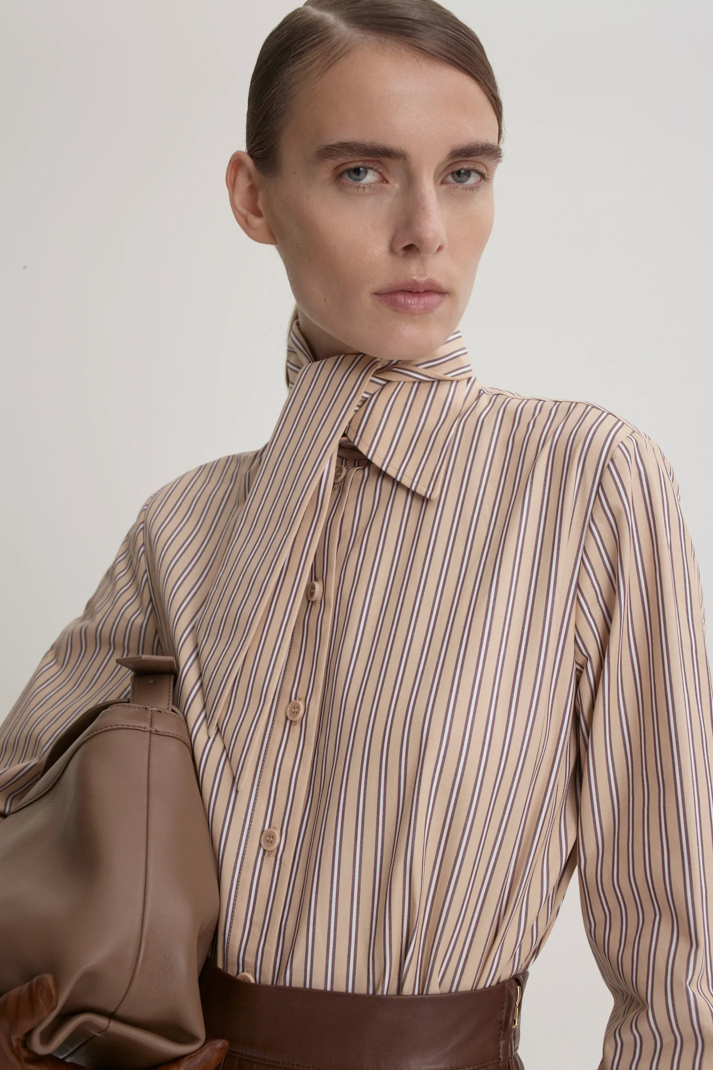 STRIPE CRAVAT SHIRT - Image 7