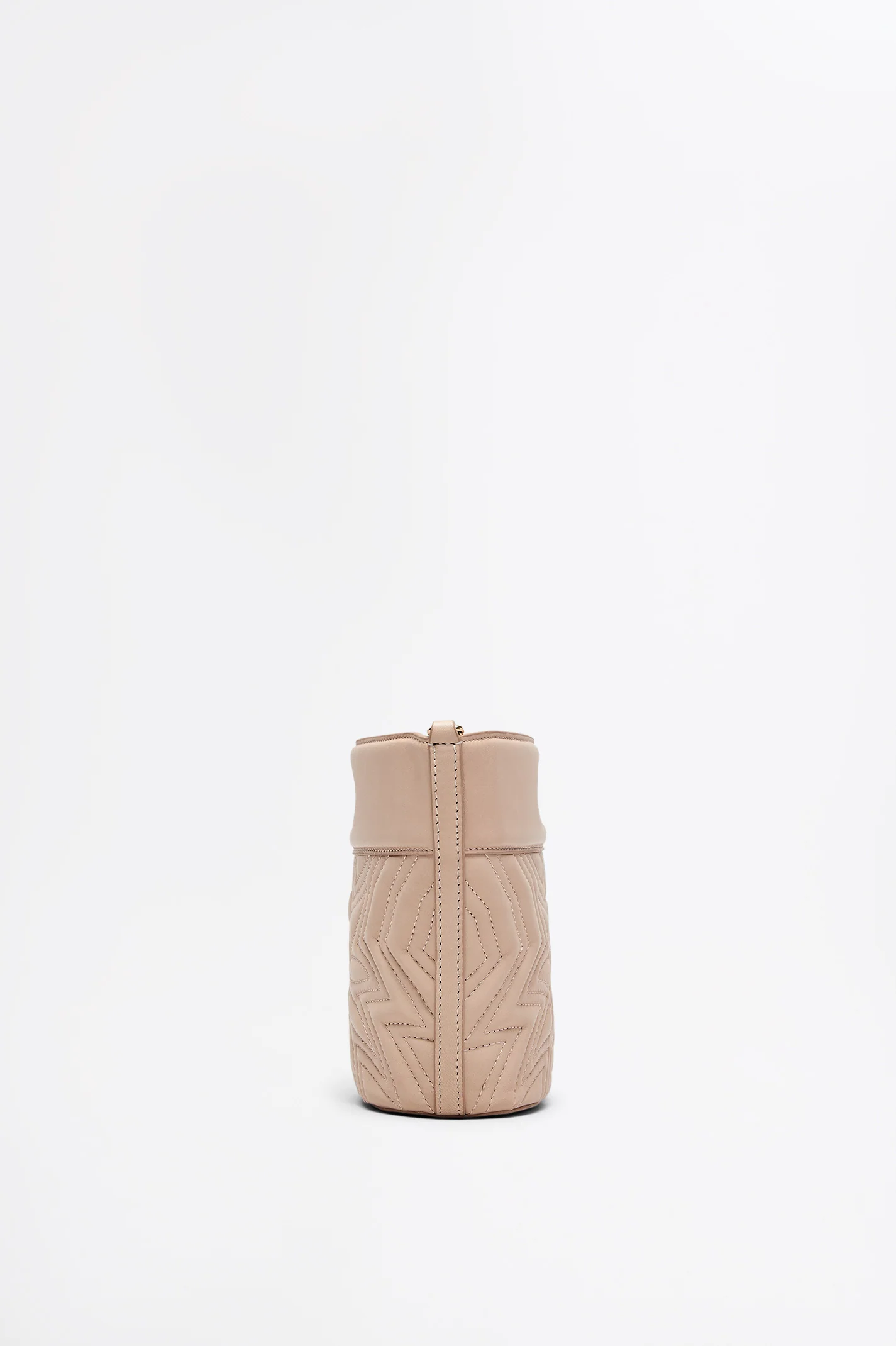 THE QUILTED BUCKET - Image 5